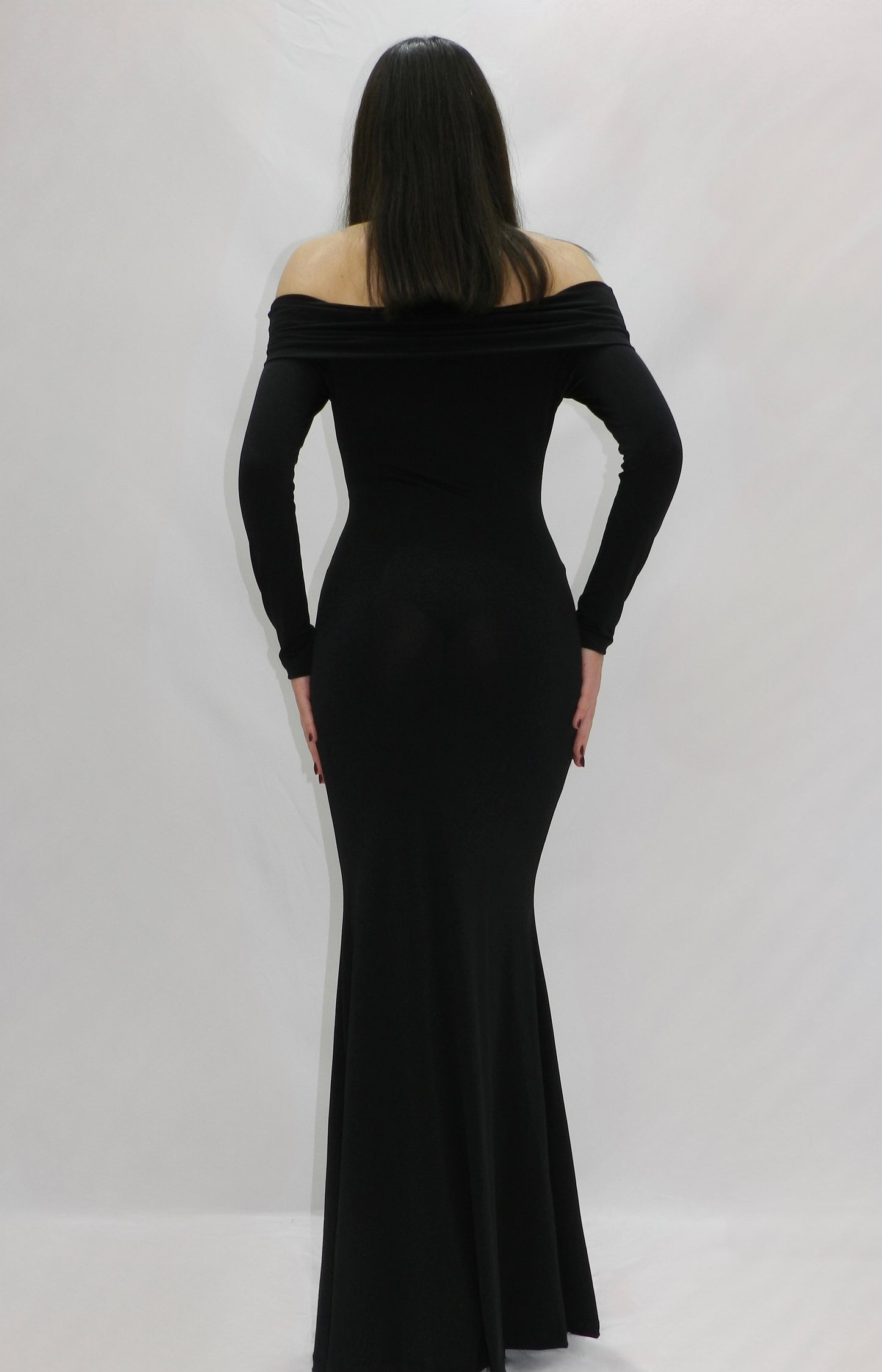 Abito Long Sleeve Off Shoulder