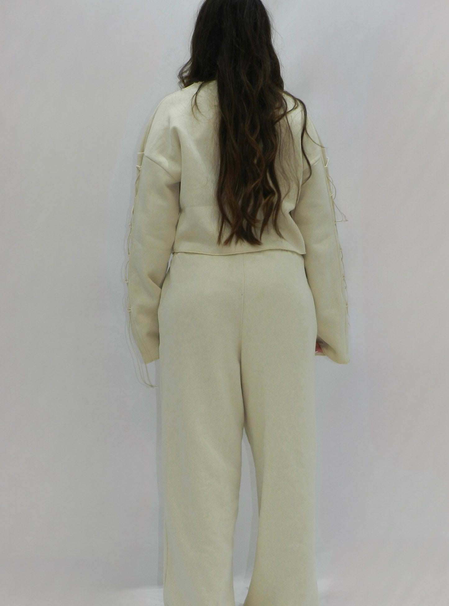 Cream Sewing Detail Set